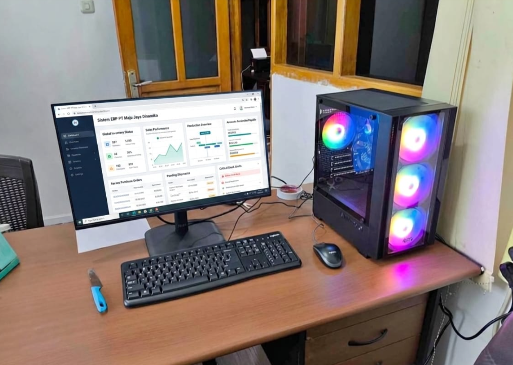 Monitoring case